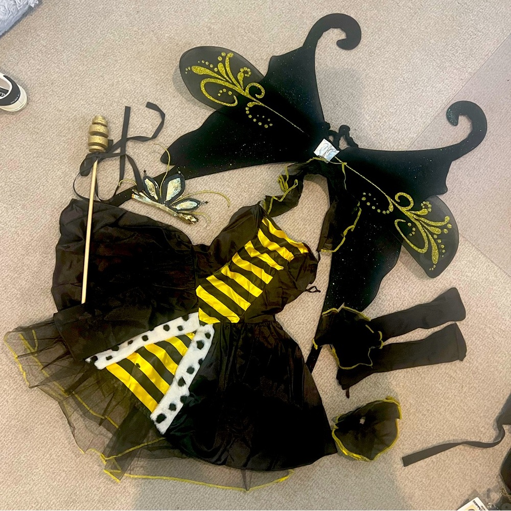Ladies Queen Bee Bumblebee Halloween Costume sz Small